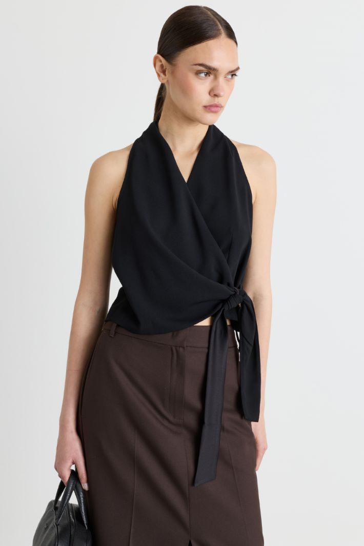 Top a portafoglio - NERO - Intrend - 2