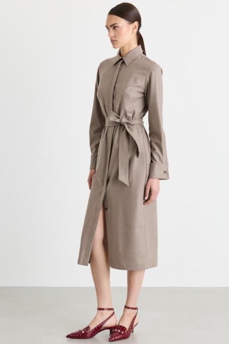 Abito slim in foulé di cashmere