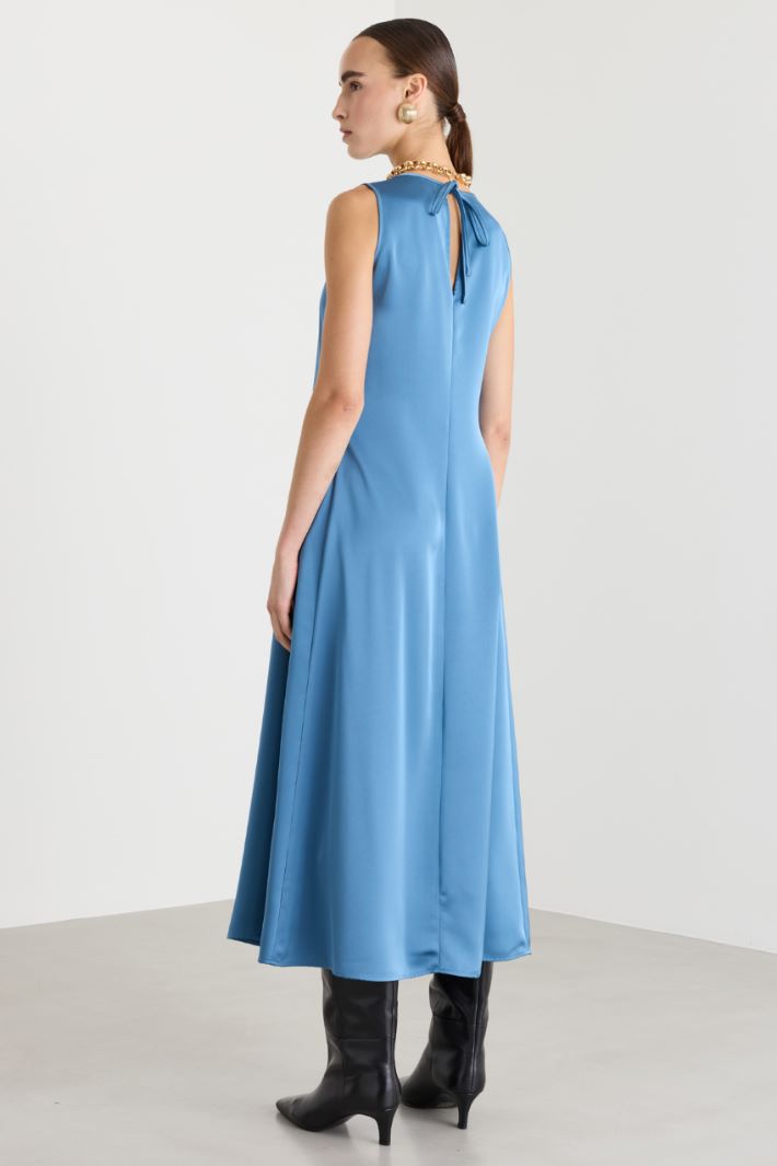 Flowing satin dress - LIGHT BLUE - Intrend - 4