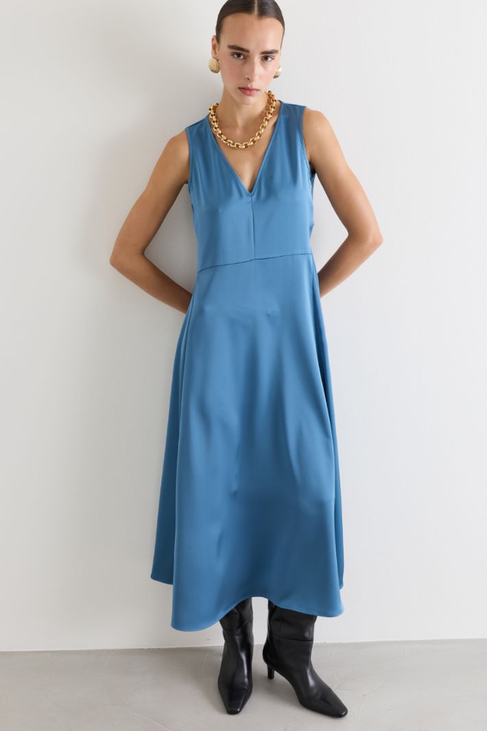 Flowing satin dress - LIGHT BLUE - Intrend - 2