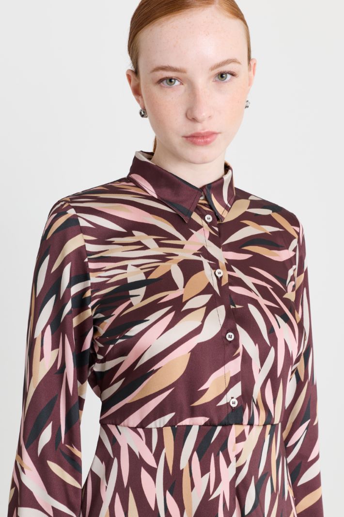 Printed twill dress - BORDEAUX - Intrend - 3