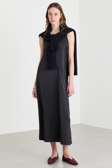 Long satin dress - Intrend