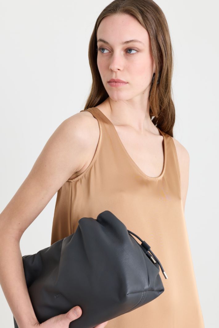 Long satin dress - CAMEL - Intrend - 3