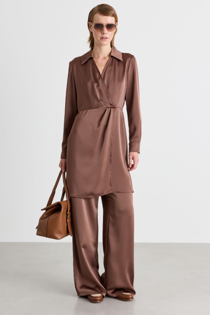 Satin crossover shirt dress - BROWN - Intrend
