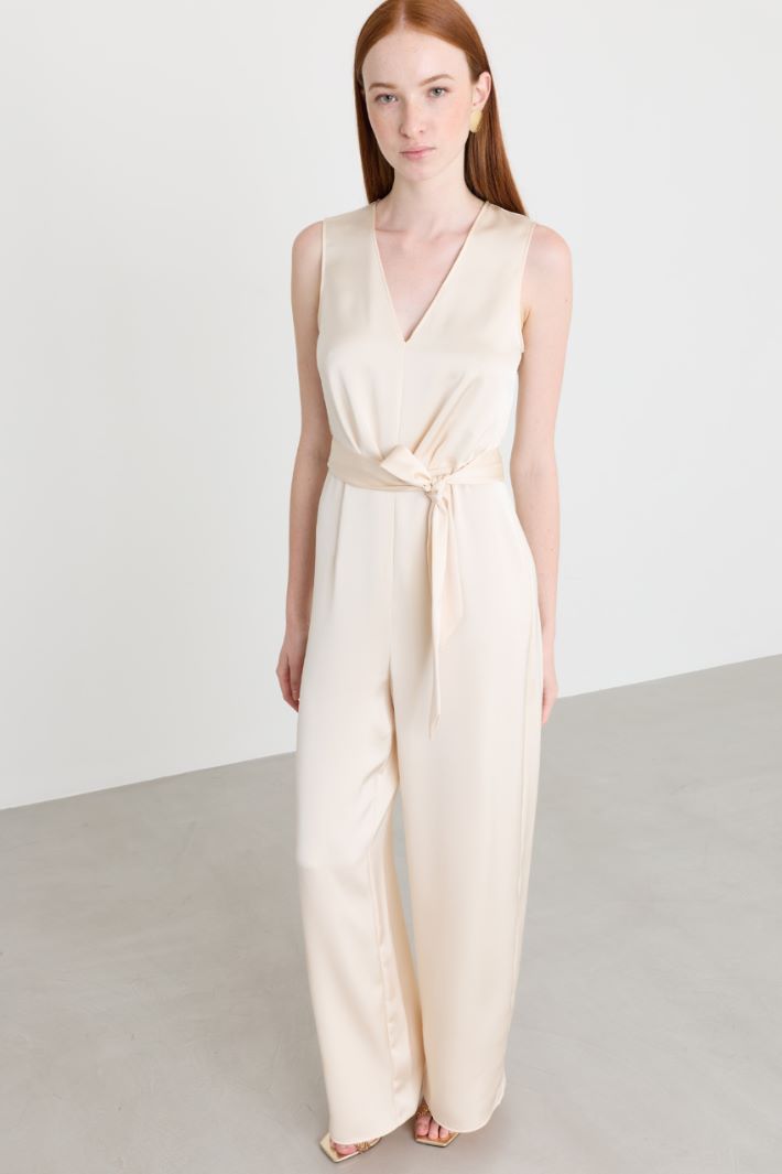 Fluid satin jumpsuit - IVORY - Intrend - 2