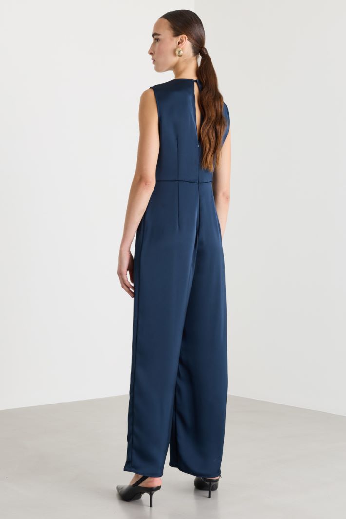 Jumpsuit aus fließendem Satin - BLAU - Intrend - 4