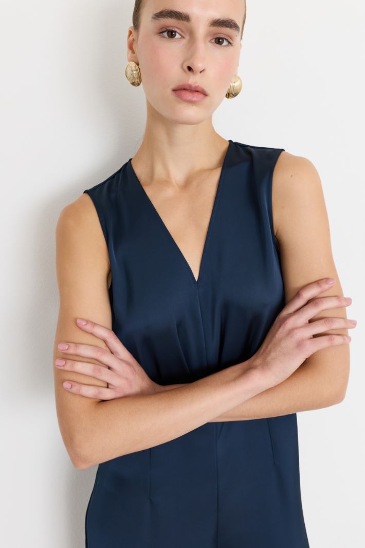 Jumpsuit aus fließendem Satin - BLAU - Intrend - 3