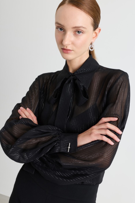 Blusa in chiffon di seta a righe lamè