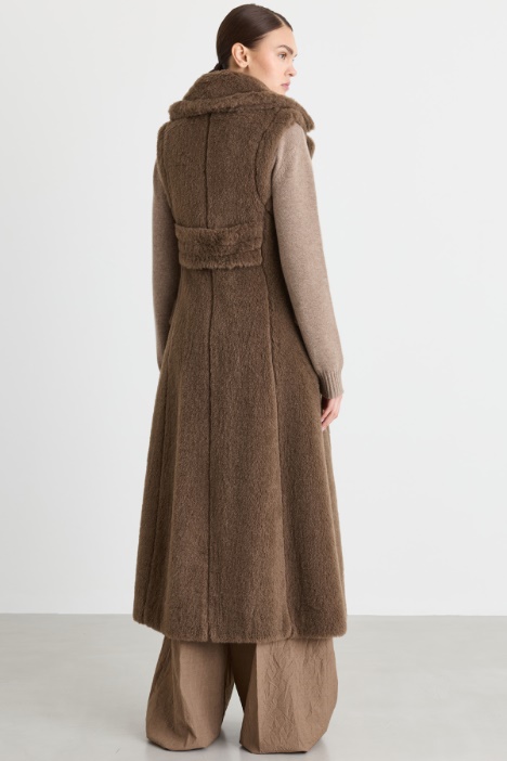 Cappotto smanicato doppiopetto in alpaca e lana