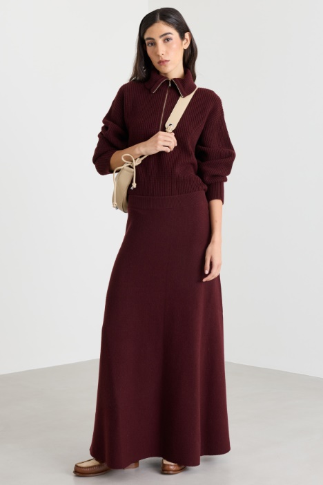 Long knitted skirt - Intrend