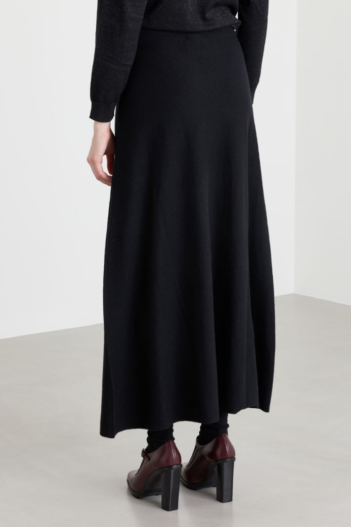 Knitted A-line skirt - BLACK - Intrend - 4