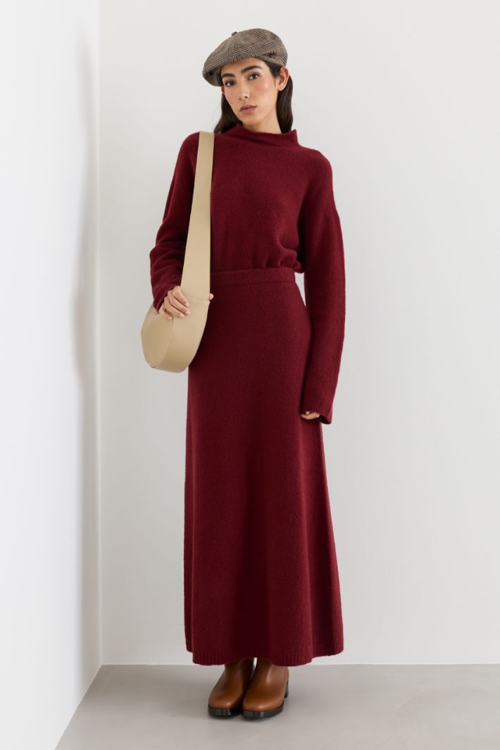 Long A-line Skirt - BORDEAUX - Intrend