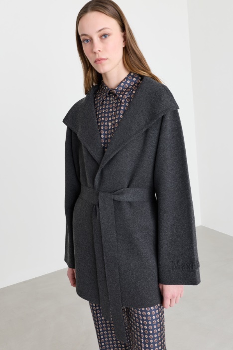 Flowing belted jacket - Intrend