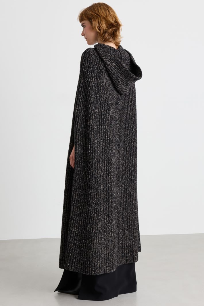 Long cape with oversized hood - BEIGE BLACK - Intrend - 4