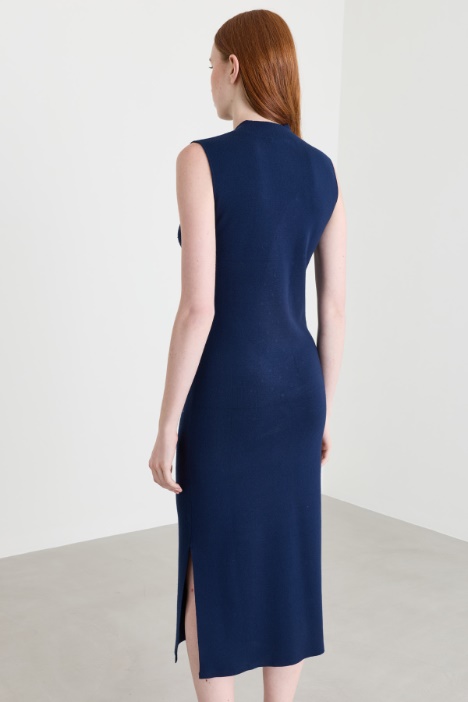 Abito in maglia con micro-borchie