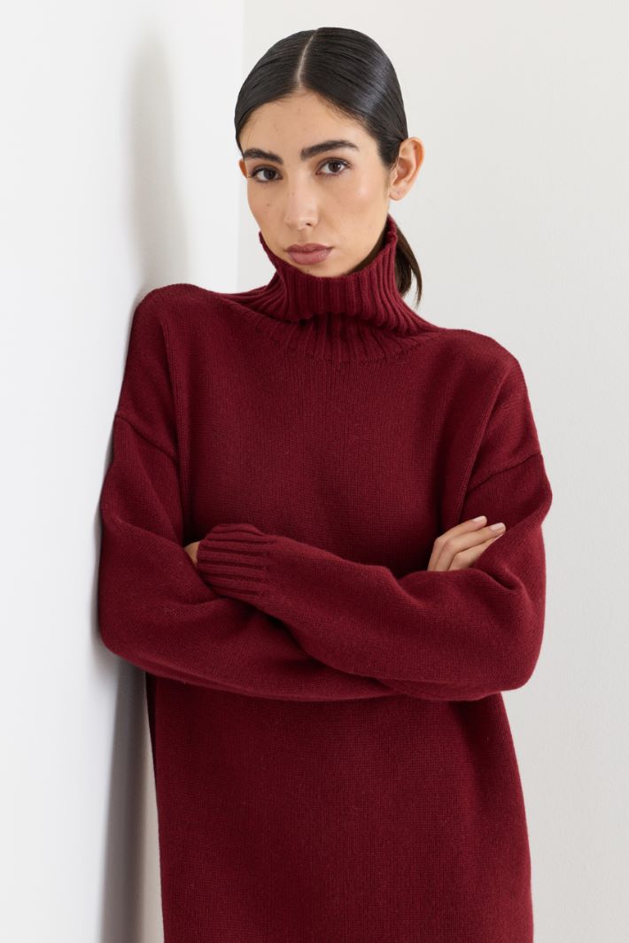 Long cashmere roll-neck dress - BORDEAUX - Intrend - 3