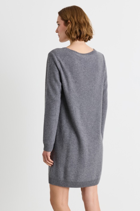 Abito in maglia di lana con paillettes