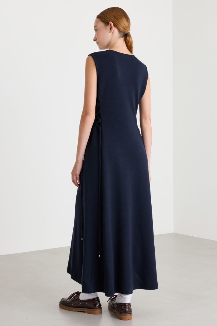 Long sleeveless dress with drawstring - BLUE - Intrend - 4
