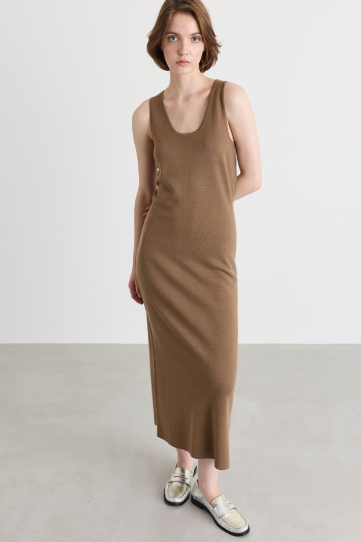 Long sleeveless wool dress - BEIGE - Intrend - 2