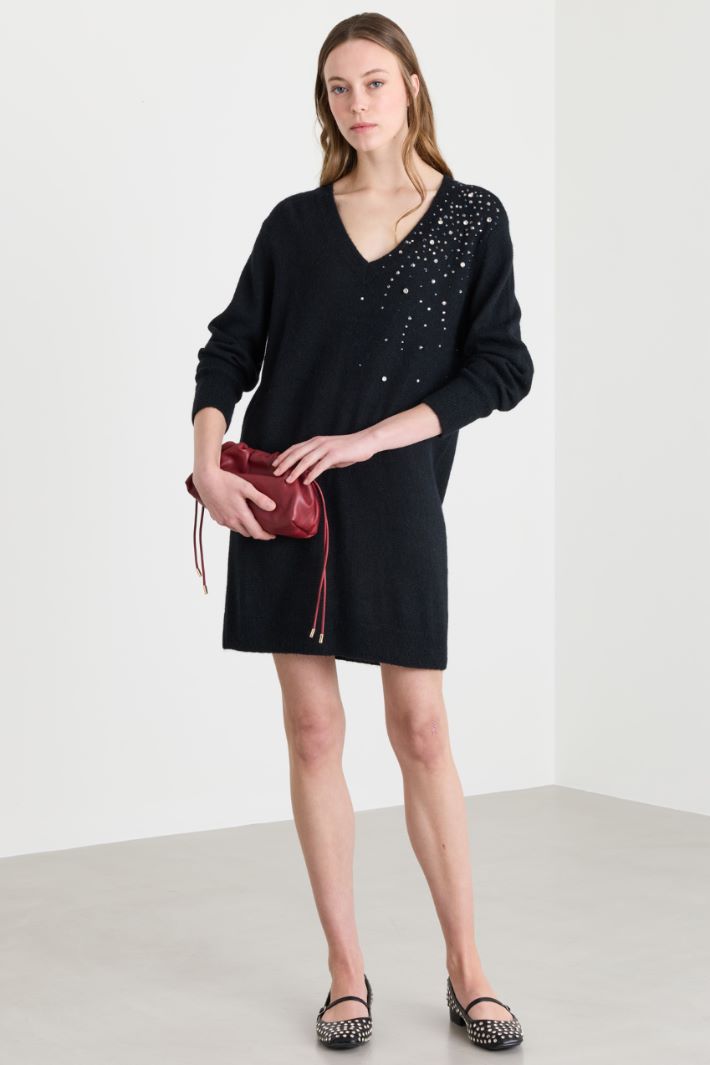 Knitted dress with rhinestone detail - BLACK - Intrend