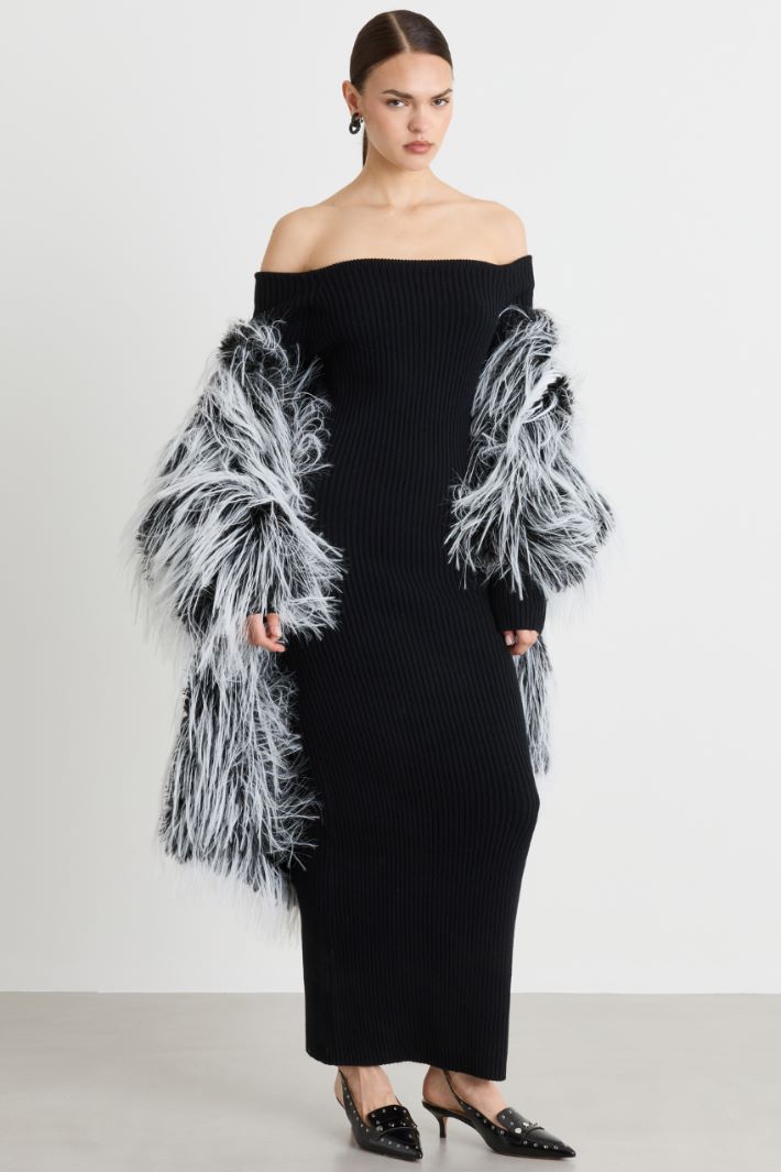 Off-the-shoulder sheath dress - BLACK - Intrend