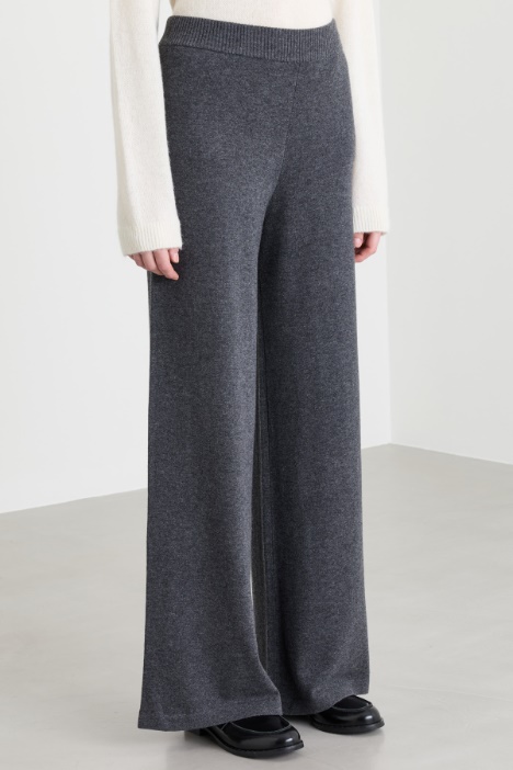 Pantalone ampio in maglia