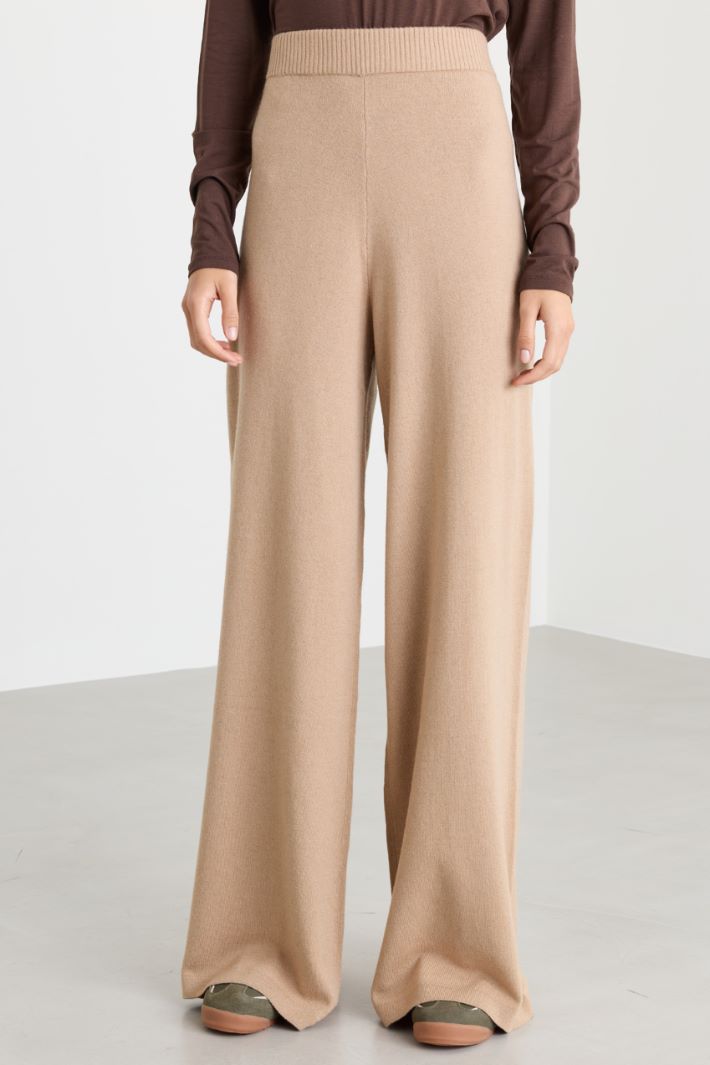 Knitted wide-leg trousers - BEIGE - Intrend - 2