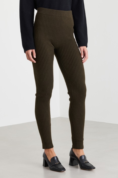 Leggings in lana e cashmere a coste