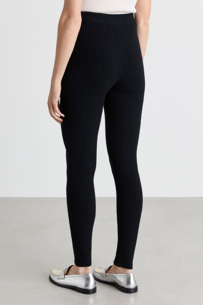 Ribbed leggings - BLACK - Intrend - 4