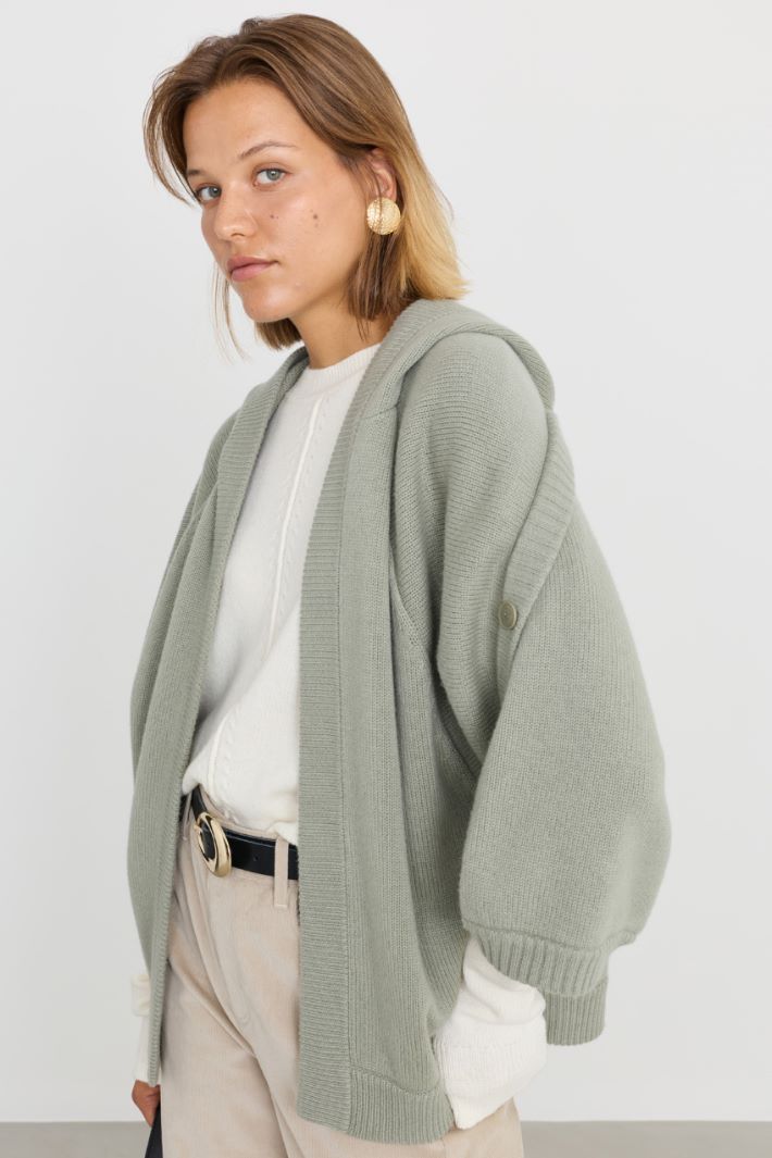 Crossover Raglan Sleeve Cardigan - GREEN - Intrend - 3