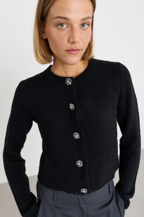Cardigan con bottoni gioiello