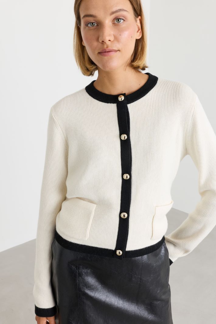 Jewelled-button cardigan - WHITE BLACK - Intrend - 3