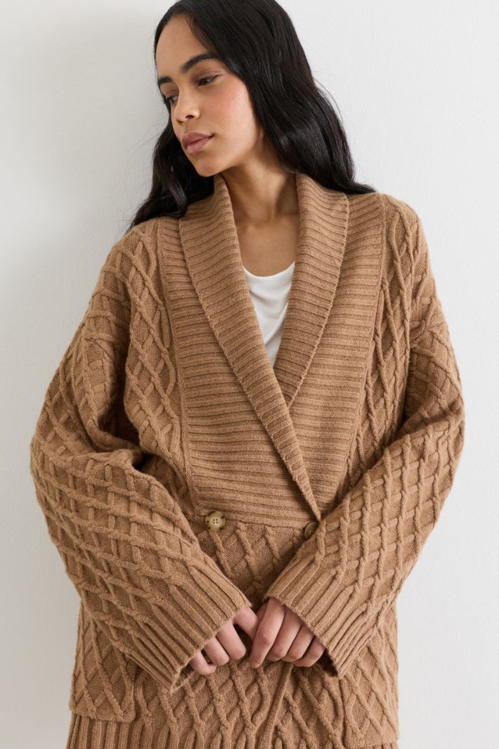 Textured-knit double-breasted cardigan - CAMEL - Intrend - 3
