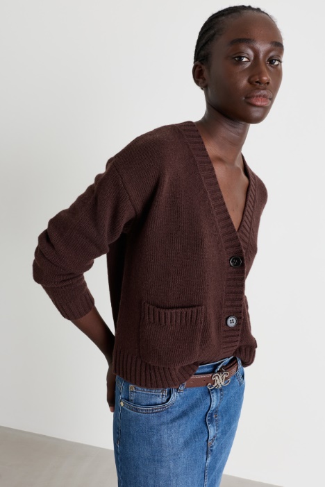 Cardigan in lana con taschini