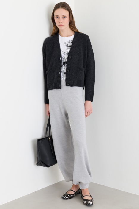 Cardigan mit aufgesetzten Taschen - Intrend