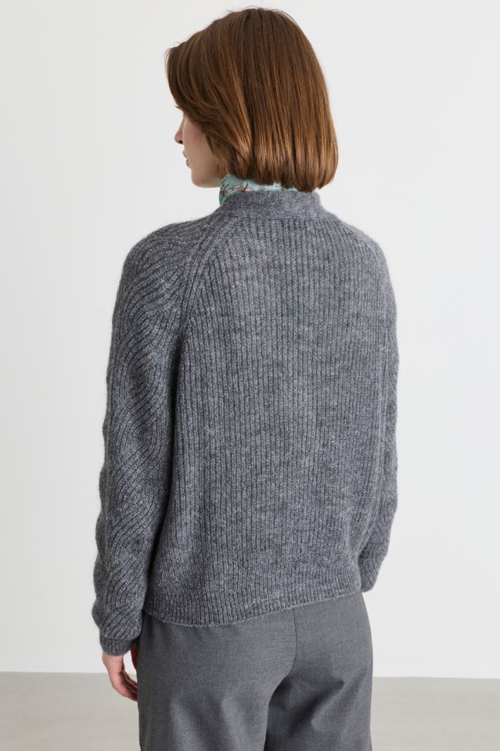 Kurzer Cardigan - GRAU - Intrend - 4