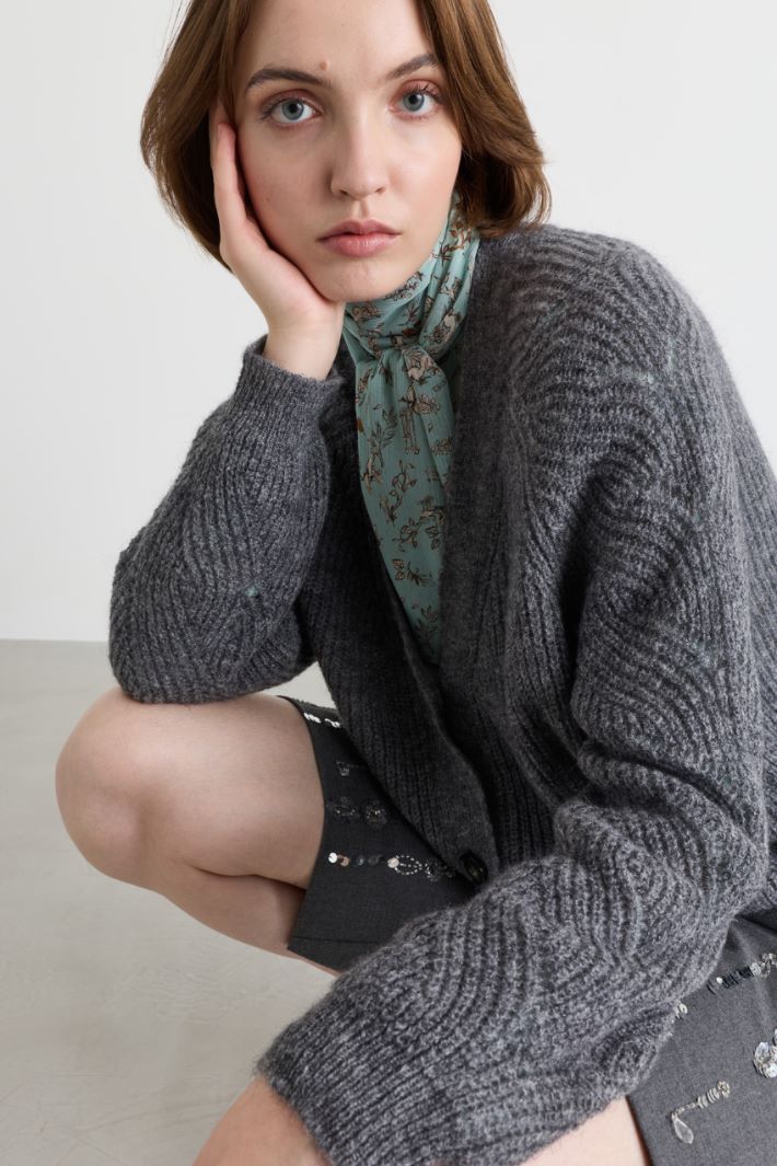 Kurzer Cardigan - GRAU - Intrend - 3
