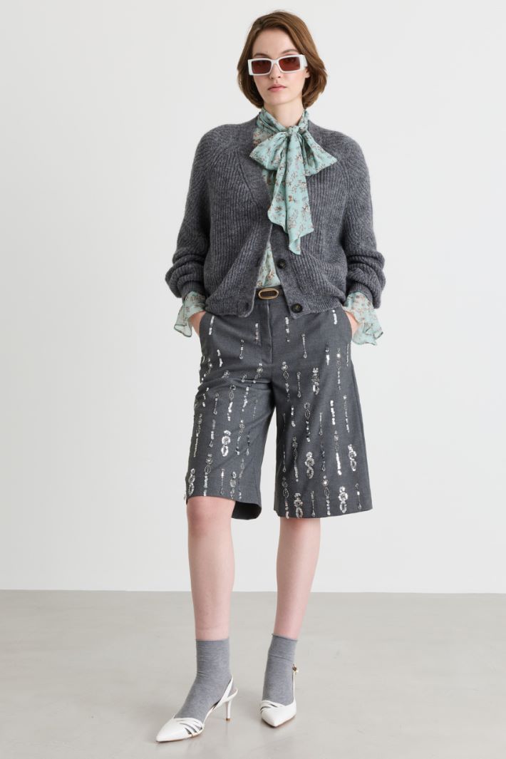 Kurzer Cardigan - GRAU - Intrend