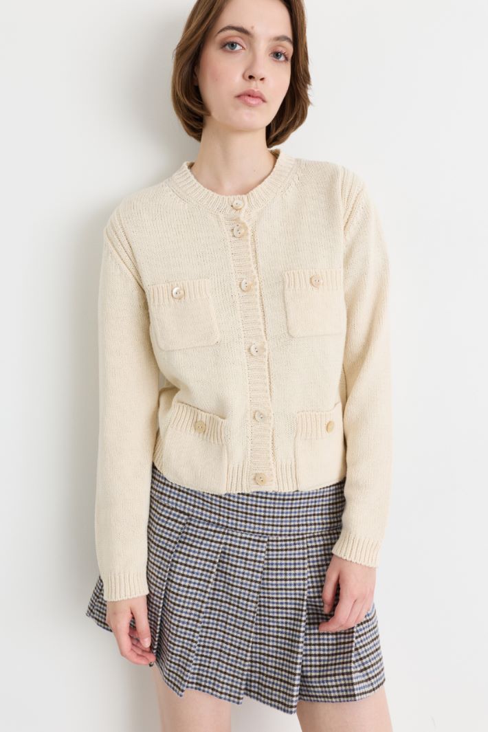 Cardigan mit Knöpfen - BEIGE - Intrend - 3