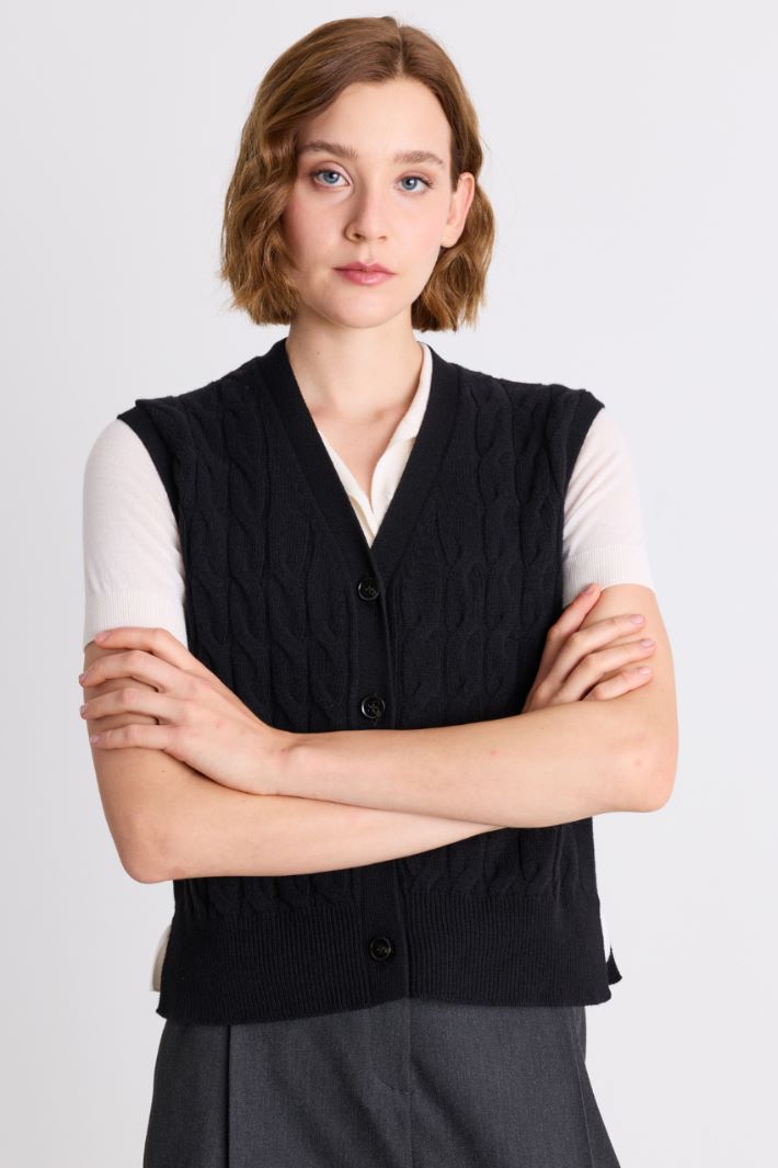 Wool and Cashmere Knitted Vest - BLACK - Intrend - 3