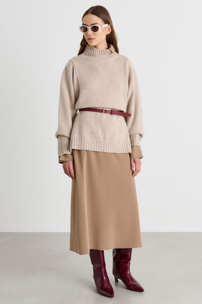 Oversize-Rollkragenpullover mit Schlitzen - BEIGE - Intrend