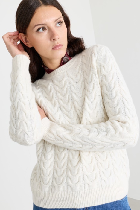 Maglia in puro cashmere a trecce