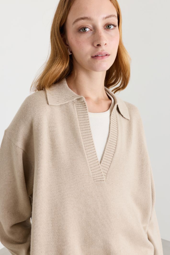 Maglia con scollo a V - BEIGE - Intrend - 3