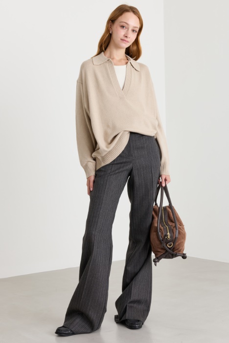 Jersey con escote en V - Intrend