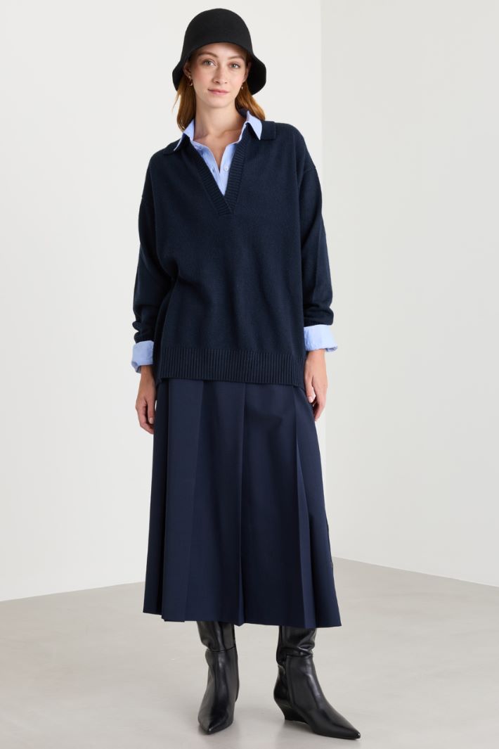 Maglia con scollo a V - BLU - Intrend