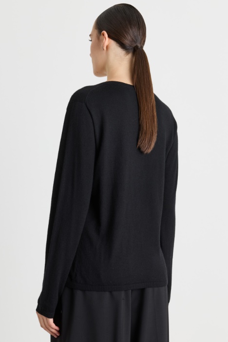 Maglia in filato rasato di puro cashmere