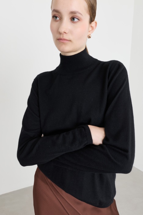 Maglia dolcevita in puro cashmere