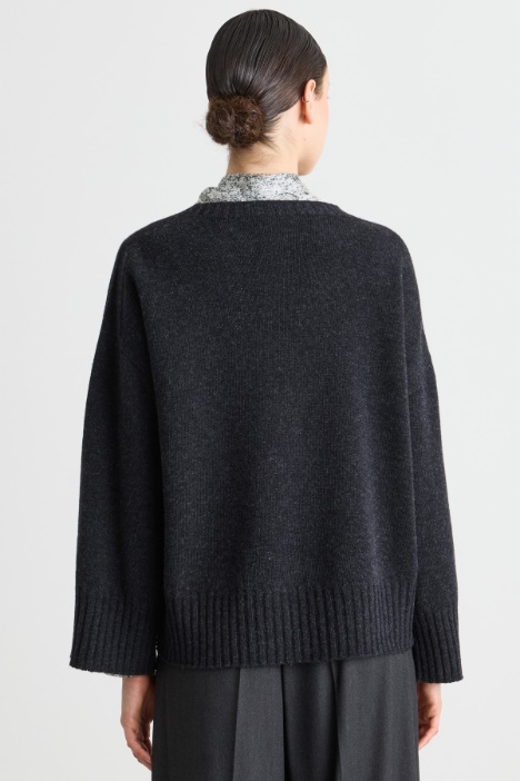 Maglia ampia in lana