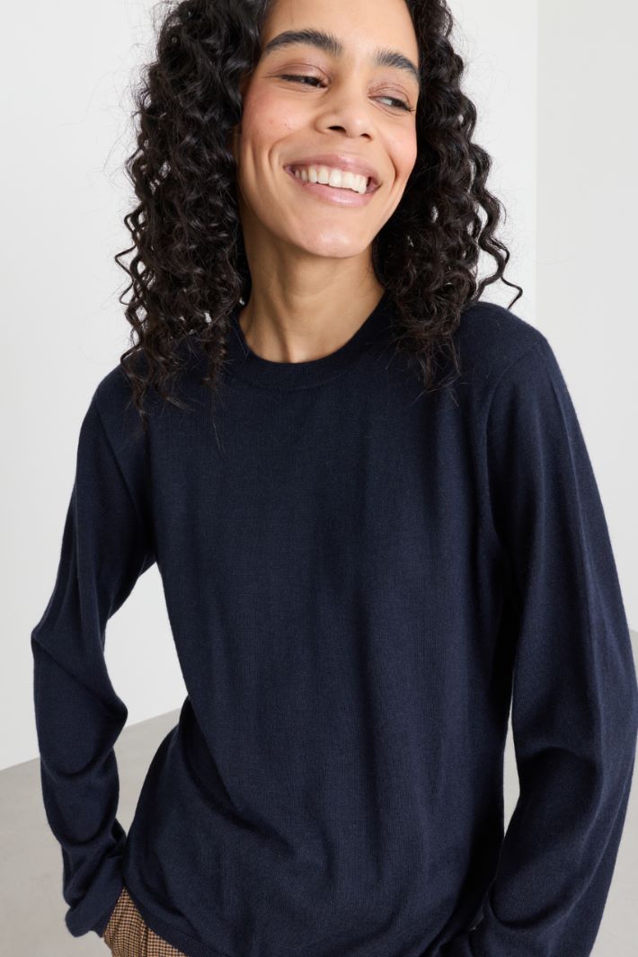 Cashmere round-neck jumper - BLUE - Intrend - 3