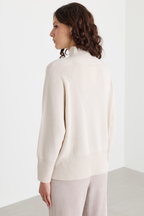 Maglia con collo alto
